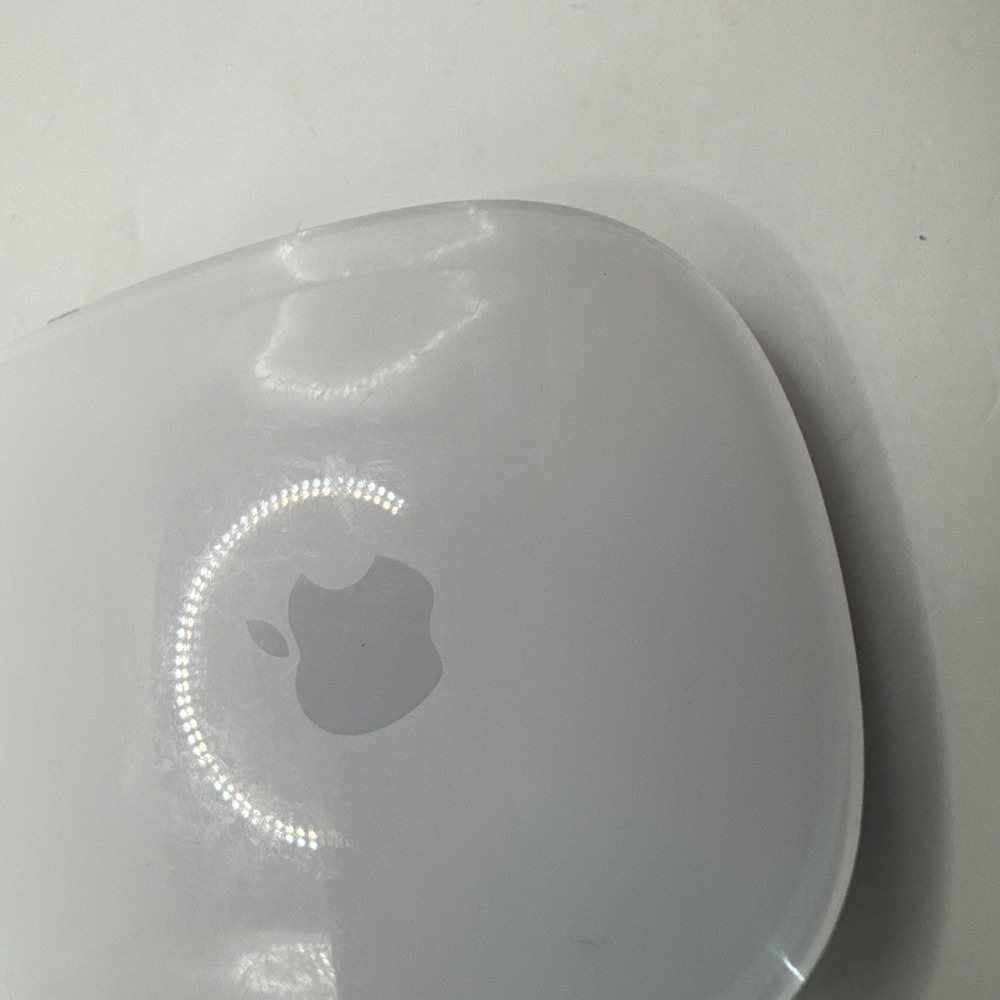Apple Magic Mouse Wireless Bluetooth White A1657 Multi Touch - Picture 5 of 5